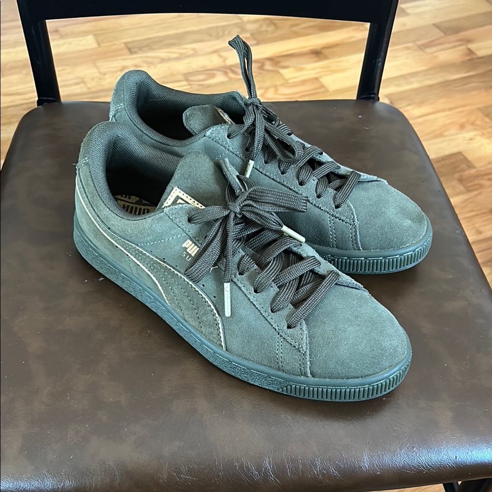 Puma Men's Green Sneakers